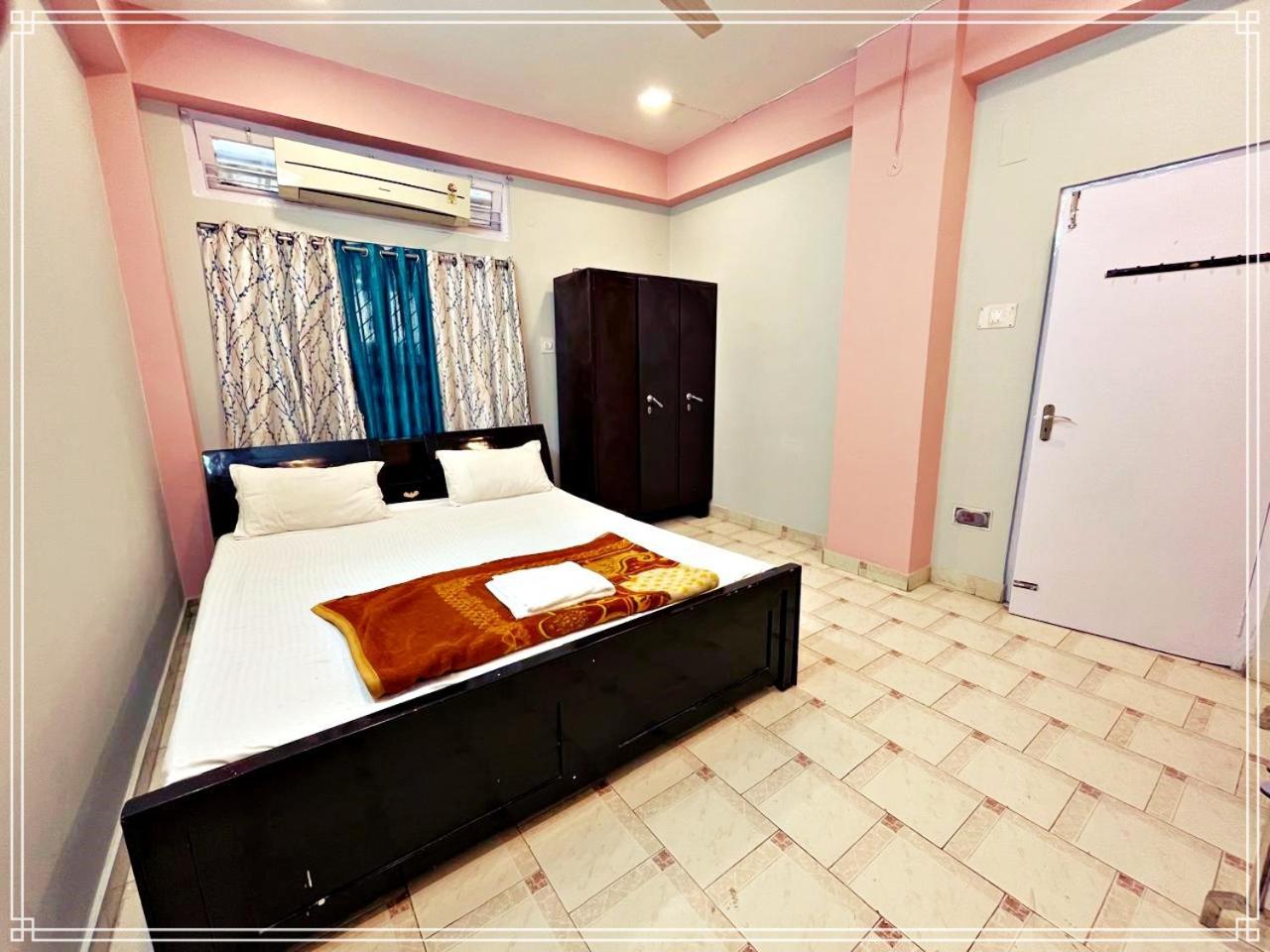 Kanak Laxmi Villa B & B Guwahati Bagian luar foto